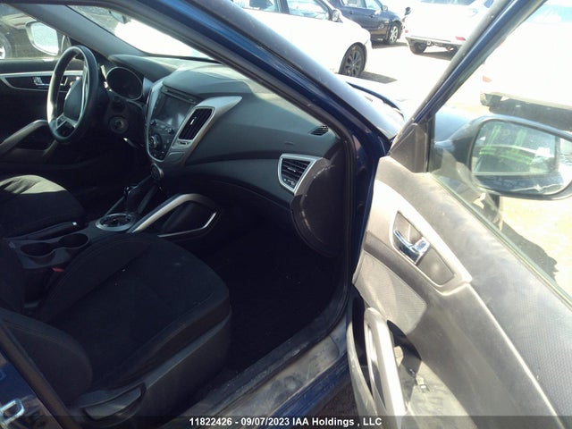 Hyundai VELOSTER 2016 KMHTC6AD7GU294083 Image 5