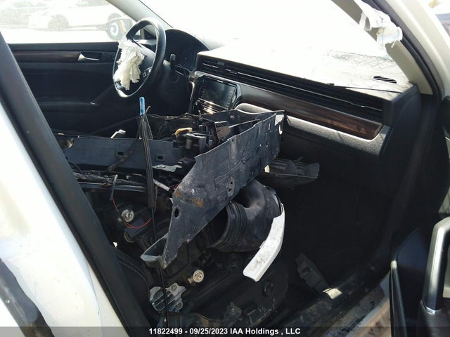Volkswagen Passat Execline 2020 1VWCA7A39LC008917 Image 5