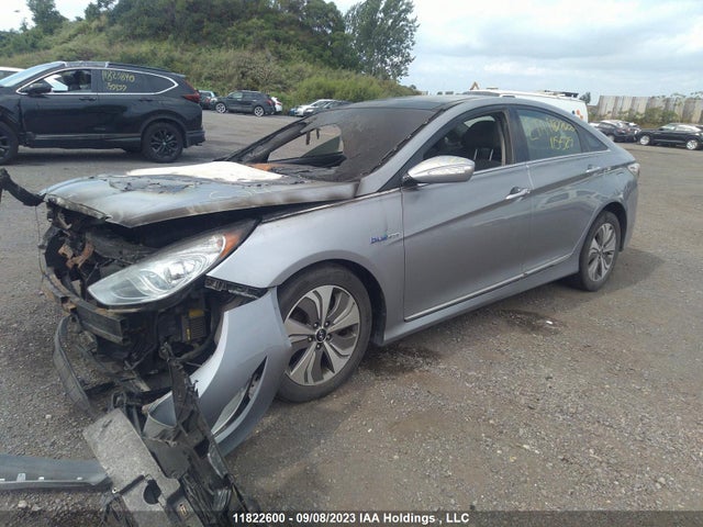 Hyundai Sonata Hybrid Limited 2014 KMHEC4A4XEA115529 Image 2