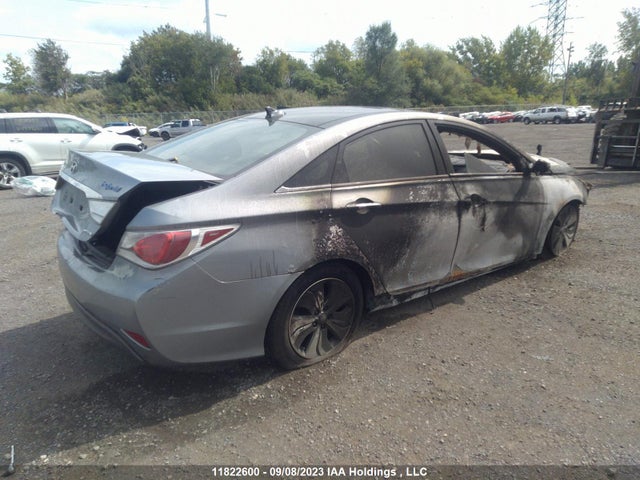 Hyundai Sonata Hybrid Limited 2014 KMHEC4A4XEA115529 Image 4