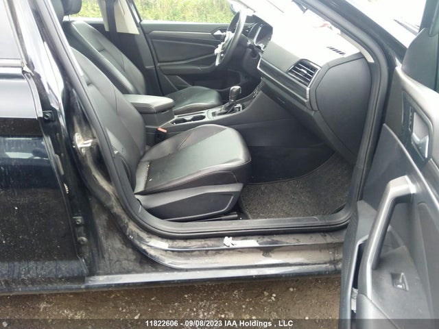 3VWE57BU5KM022539 Volkswagen Jetta Highline