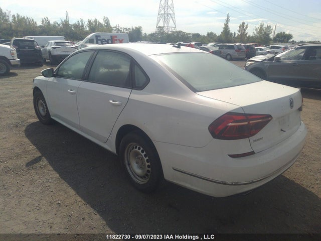 Volkswagen Passat Trendline+ 2018 1VWAA7A37JC031391 Image 3