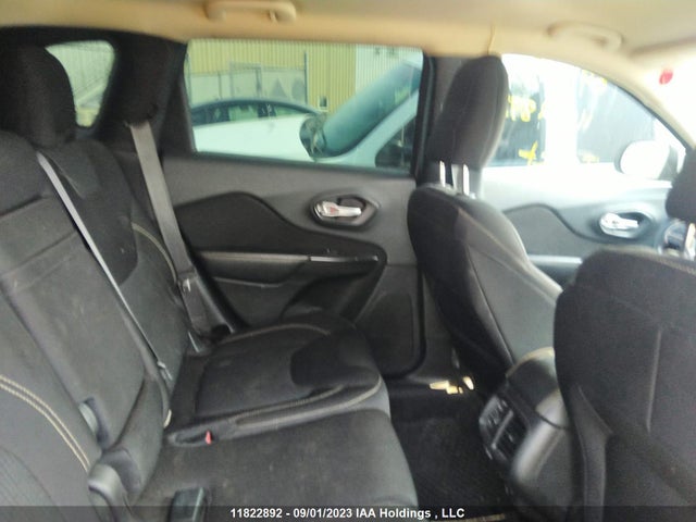 1C4PJMCS5FW640341 Jeep Cherokee North