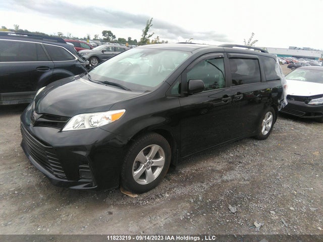 Toyota SIENNA 2018 5TDZZ3DC4JS934759 Image 2