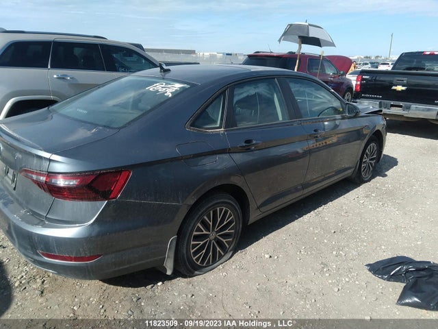 3VWEB7BUXLM072329 Volkswagen Jetta Highline