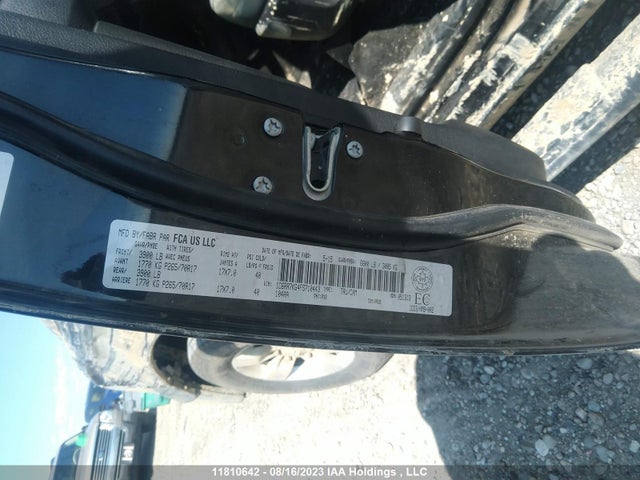 1C6RR7KG4FS710443 RAM 1500 St