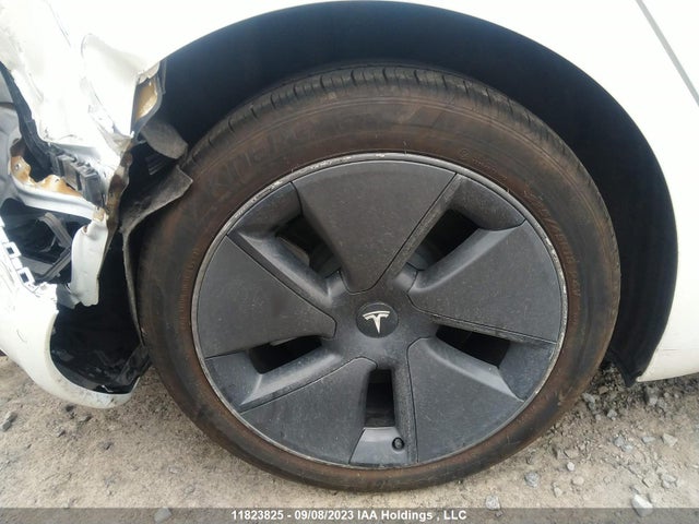 Tesla Model 3 Long Range 2022 5YJ3E1EB3NF327516 Image 10