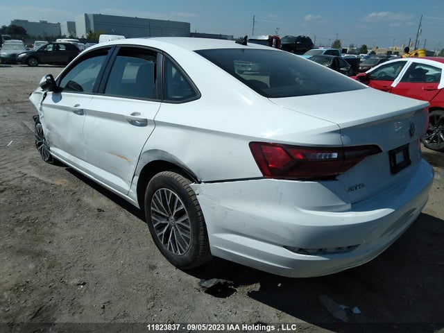 3VWE57BU1MM074799 Volkswagen Jetta Highline