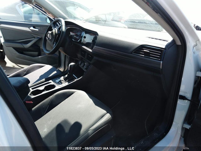3VWE57BU1MM074799 Volkswagen Jetta Highline