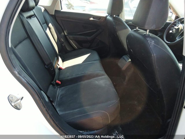 3VWE57BU1MM074799 Volkswagen Jetta Highline