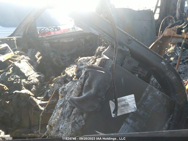 1C6RR7MT1ES389986 RAM 1500 Sport