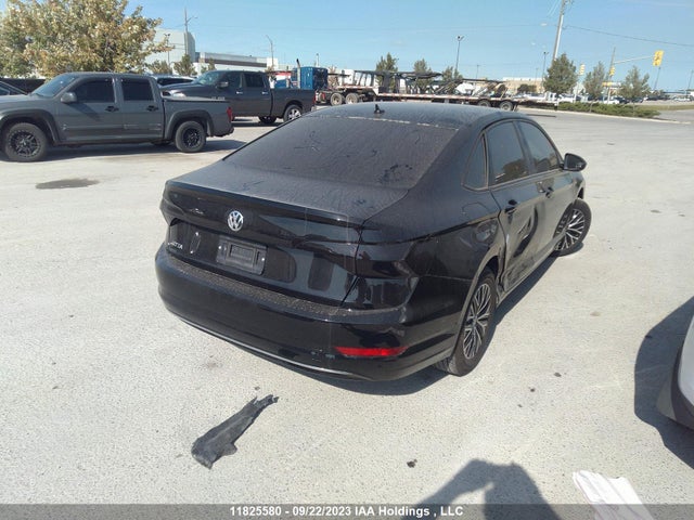 3VWC57BU2MM010438 Volkswagen Jetta Comfortline