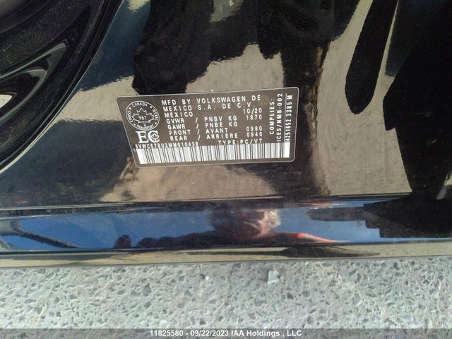 3VWC57BU2MM010438 Volkswagen Jetta Comfortline
