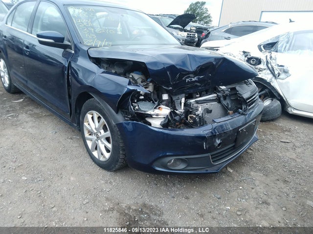 3VWDL7AJ2EM396510 Volkswagen Jetta Sedan Comfortline/highline