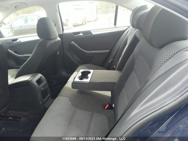 3VWDL7AJ2EM396510 Volkswagen Jetta Sedan Comfortline/highline