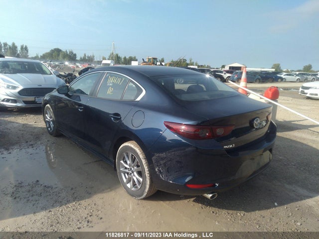 JM1BPAB77M1333560 Mazda Mazda3 Gx