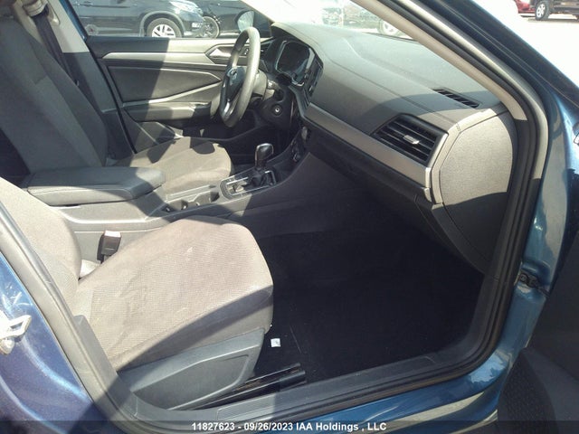3VWC57BU5KM030096 Volkswagen Jetta Comfortline