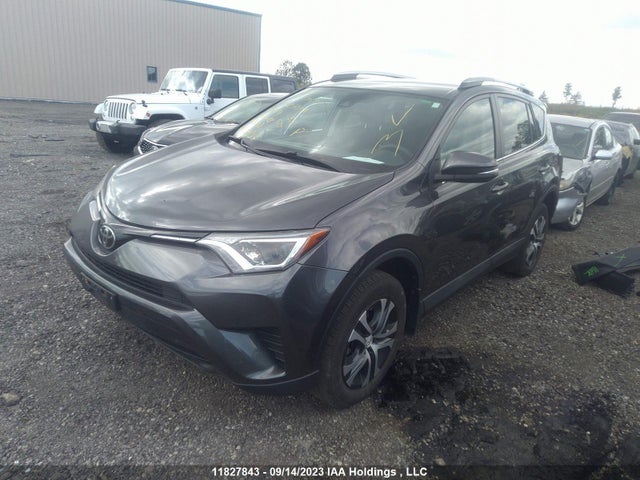Toyota RAV4 LE 2017 2T3ZFREV2HW386488 Image 2