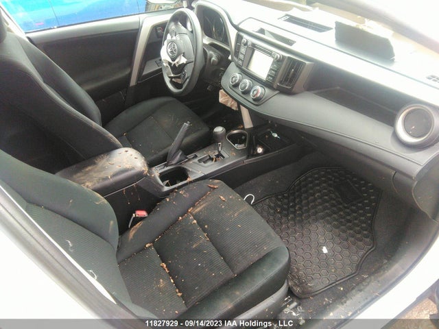 Toyota RAV4 LE 2017 2T3BFREV2HW625880 Image 5