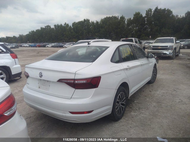 3VWC57BU3MM032870 Volkswagen Jetta Comfortline