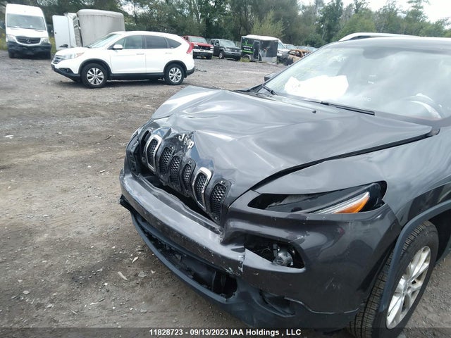 1C4PJLCB5FW760411 Jeep Cherokee North