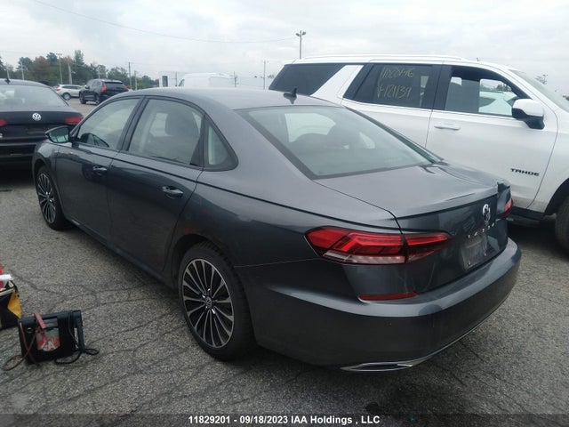 1VWBA7A39NC006826 Volkswagen Passat 2.0t Limited Edition