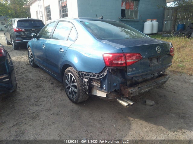 3VWDA7AJ8FM305439 Volkswagen Jetta Sedan Comfortline