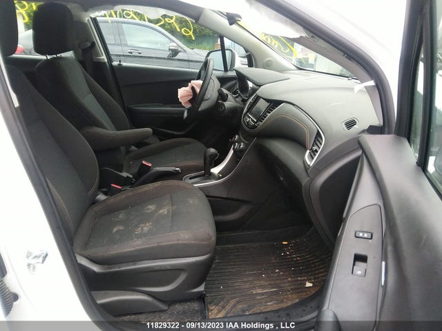 Chevrolet TRAX LS 2022 KL7CJNSM7NB527386 Image 5