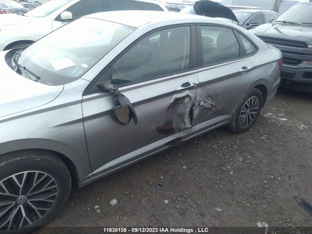 3VWE57BU0MM075734 Volkswagen Jetta Highline