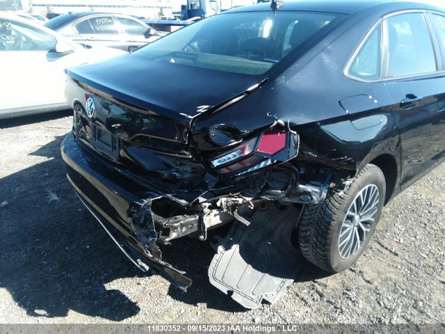 3VWE57BU0MM061655 Volkswagen Jetta Highline