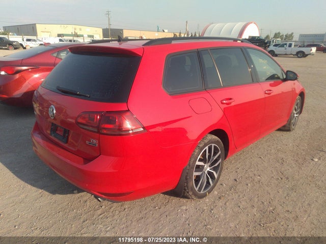 3VW017AU8HM543917 Volkswagen Golf Sportwagen S