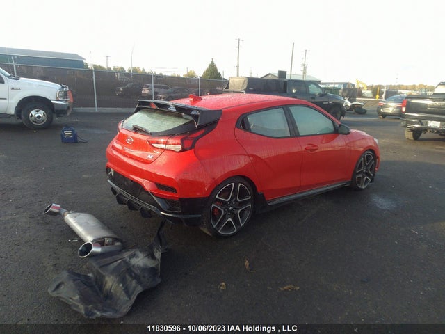 Hyundai VELOSTER 2022 KMHT36AH3NU014465 Image 4