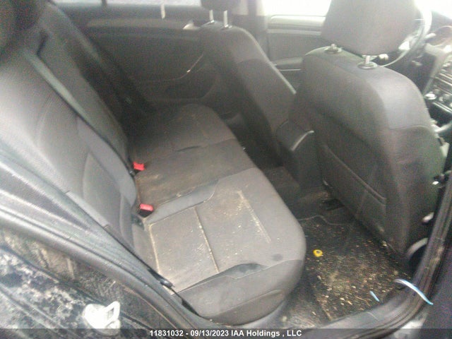 3VWW57AU3KM023338 Volkswagen Golf Comfortline/highline