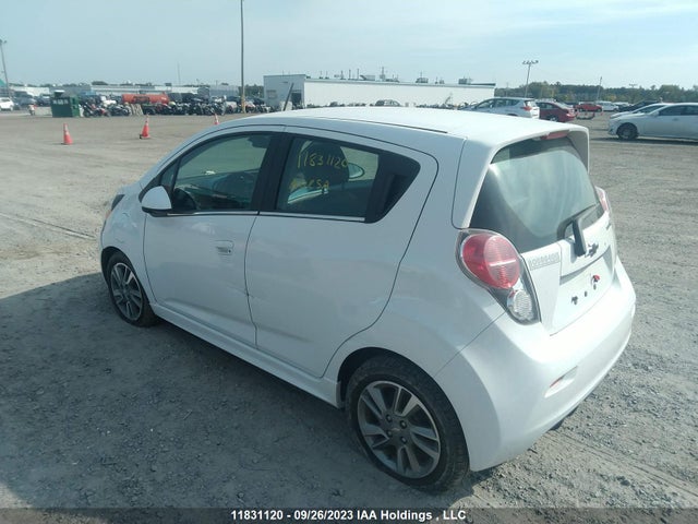 Chevrolet Spark Ev Lt 2015 KL8CL6S04FC705825 Image 3