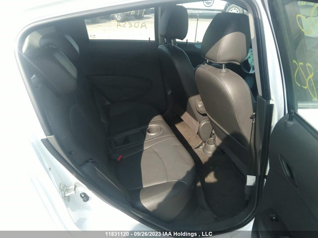Chevrolet Spark Ev Lt 2015 KL8CL6S04FC705825 Image 8