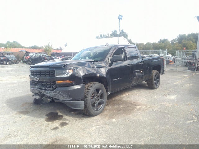 Chevrolet Silverado 1500 Work 2017 1GCVKNEC8HZ403179 Image 2
