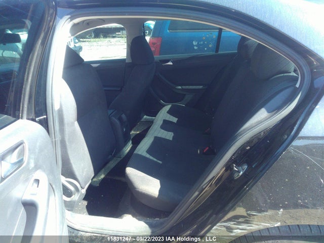 3VW2K7AJ9EM324200 Volkswagen Jetta Sedan Trendline+