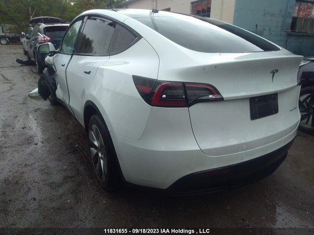 7SAYGDEE6NF315990 Tesla Model Y Long Range