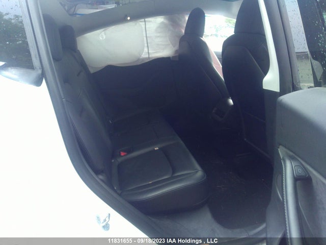 7SAYGDEE6NF315990 Tesla Model Y Long Range