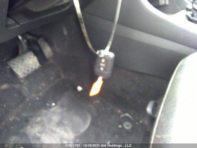 3VWE57BU1KM064075 Volkswagen Jetta Highline