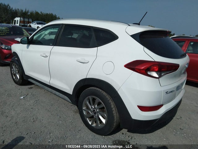 Hyundai TUCSON 2017 KM8J3CA45HU522766 Image 3