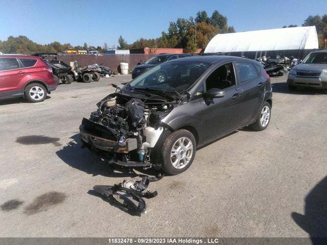 Ford FIESTA SE 2015 3FADP4EJXFM124648 Image 2