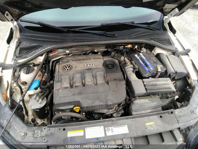 1VWBV7A39FC056311 Volkswagen Passat Comfortline