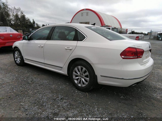 1VWBV7A39FC056311 Volkswagen Passat Comfortline