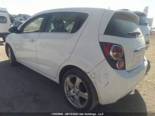 Chevrolet SONIC LT 2014 1G1JC6EH0E4177444 Image 3