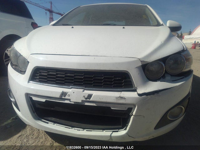 Chevrolet SONIC LT 2014 1G1JC6EH0E4177444 Image 6