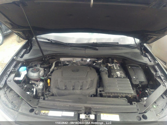 3VV2B7AX9NM098359 Volkswagen Tiguan Comfortline