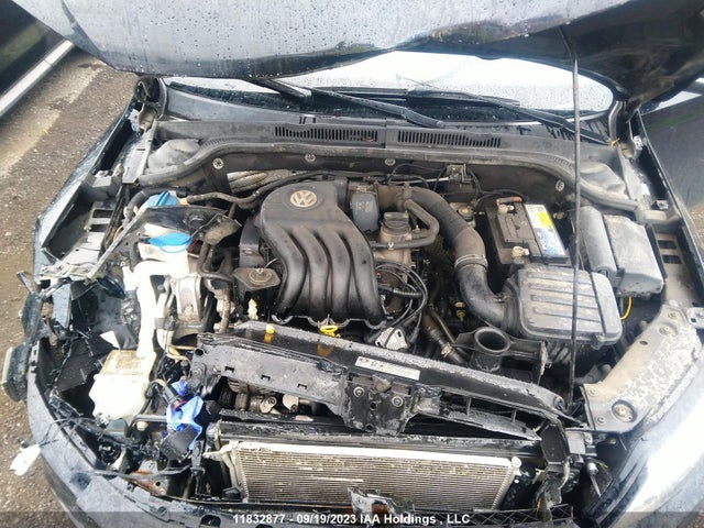 3VW2K7AJ9FM322948 Volkswagen JETTA