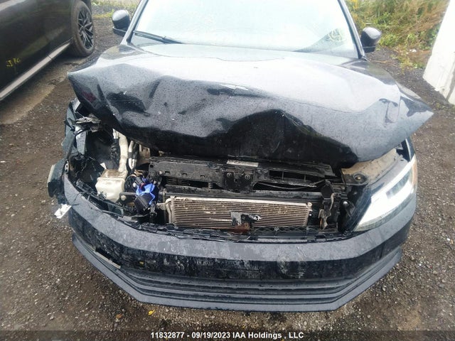 3VW2K7AJ9FM322948 Volkswagen JETTA