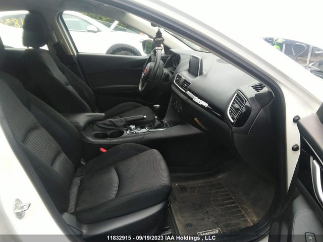 Mazda Mazda3 Gs-sky 2014 JM1BM1L74E1105427 Image 5